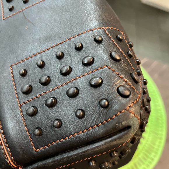 Tod’s Bucket Bag - Picture 5 of 13